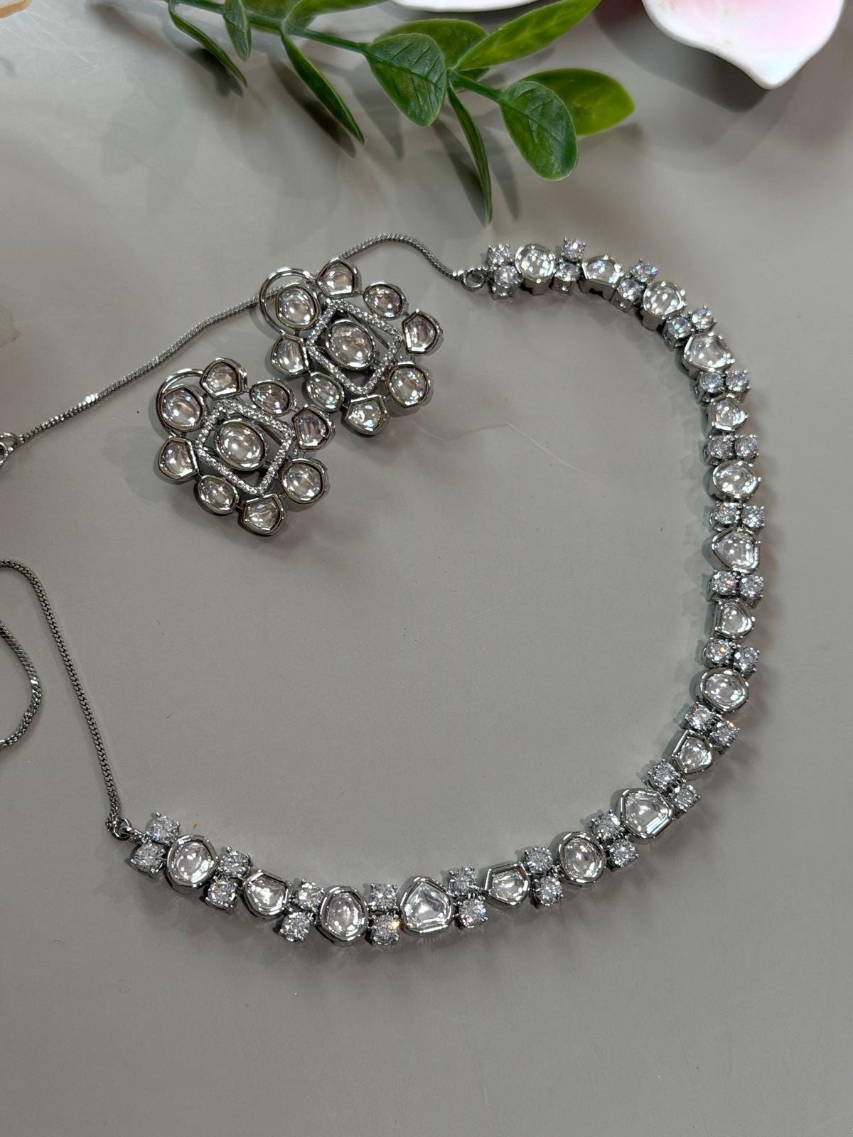 Luxury Rhodium Finish Necklace Set with Geometric Statement Earrings, Timeless Occasion Jewelry