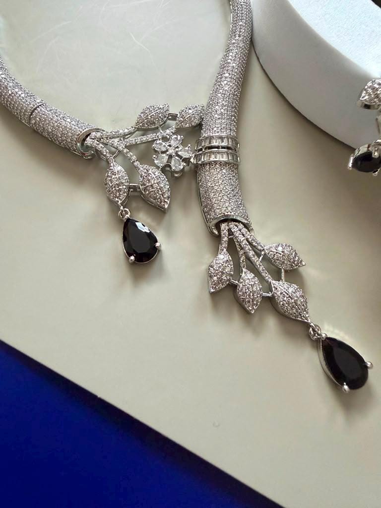 Graceful Leaf Highend designer micro ad Necklace Set with Cascading Drop Earrings
