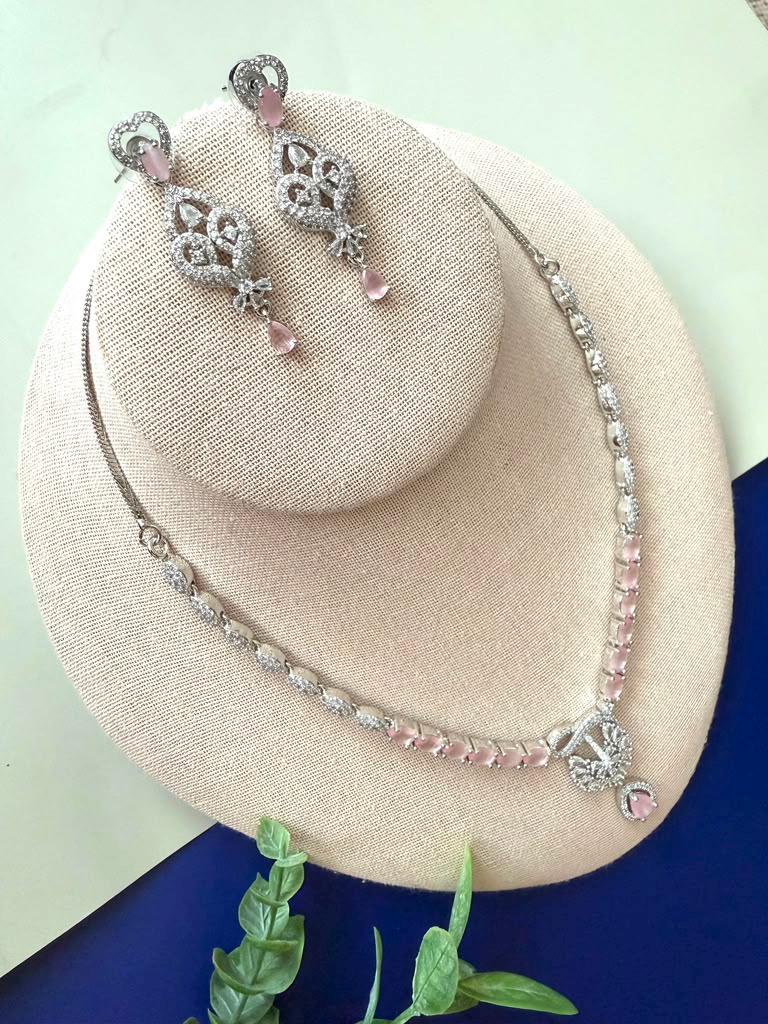 Luxury Floral Pendant Necklace Set with Elegant Drop Earrings for Women