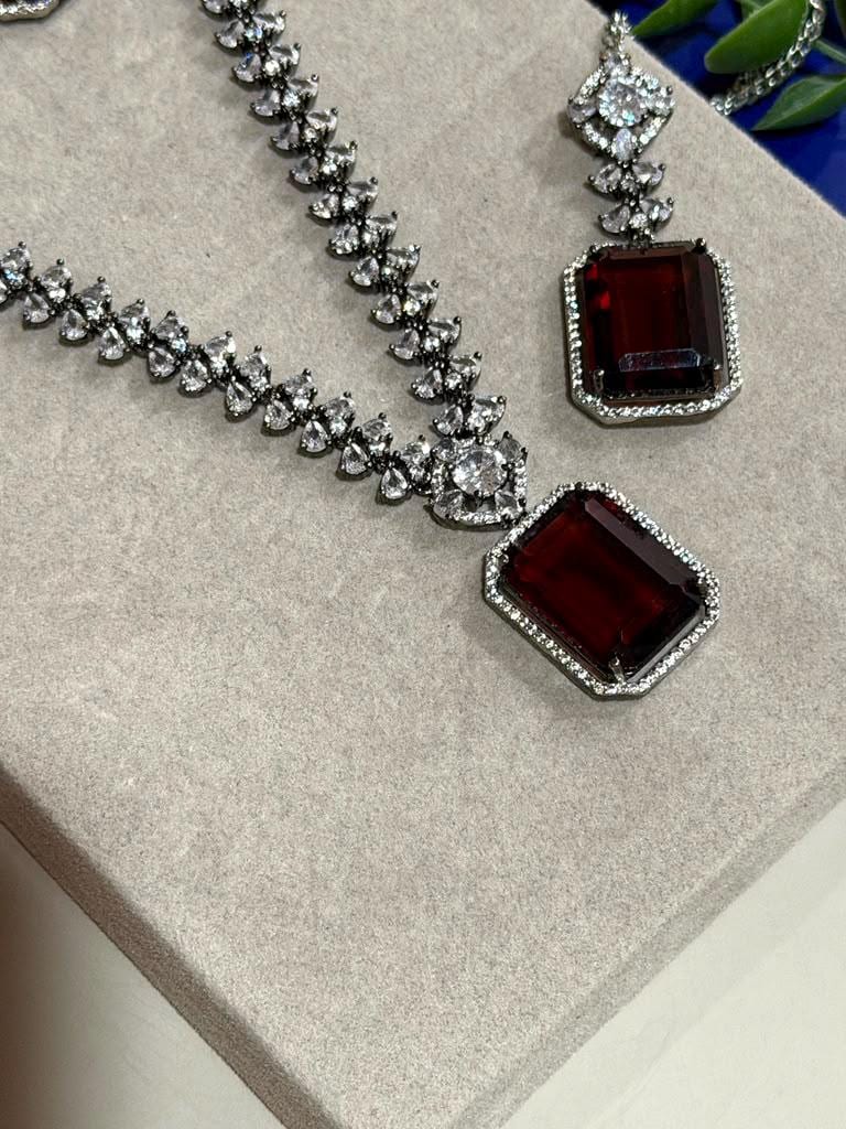 Radiant Wine Pendant Jewelry Set with Sparkling CZ Elegance