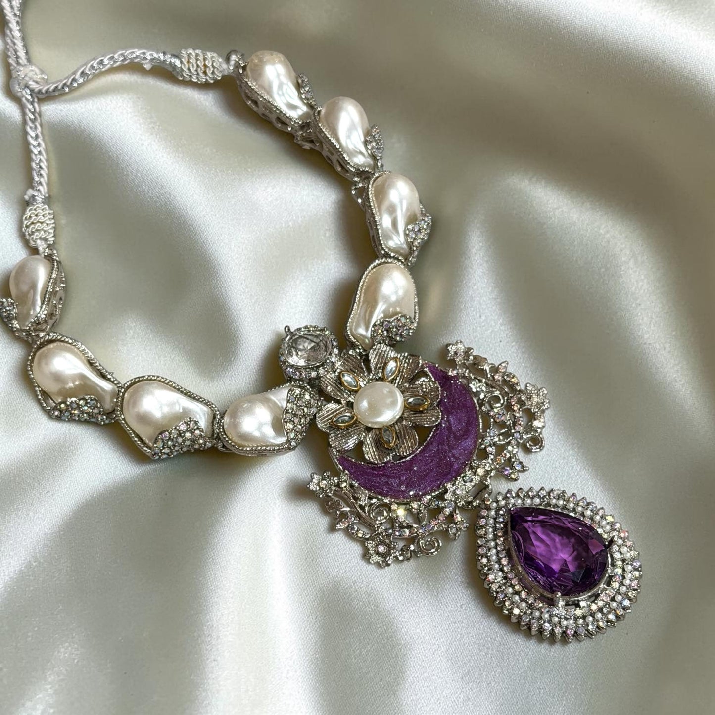 Fusion highend luxury Necklace and Earrings Set for Every Special Occasion