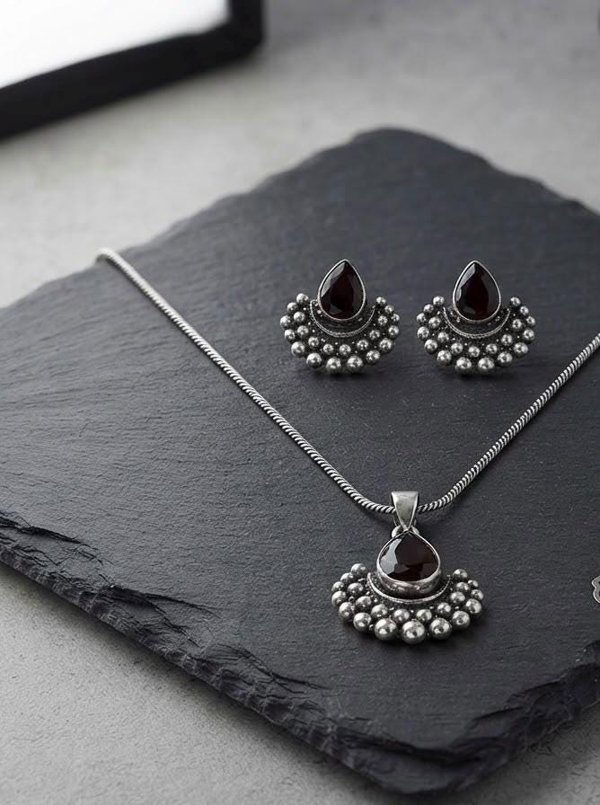 Classic Pendant Necklace and Matching Stud Earrings That Complement Every Look