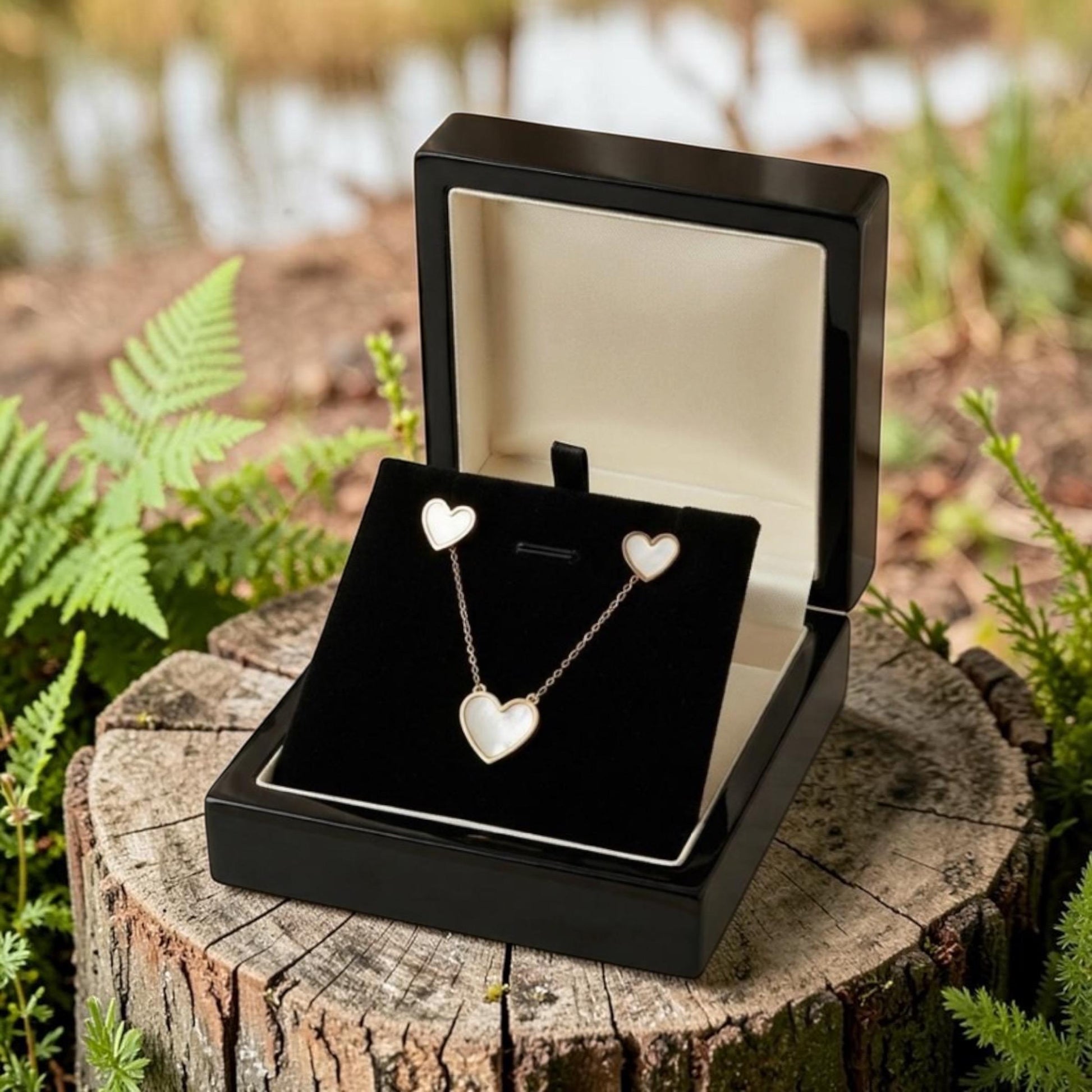Timeless Pendant Set for Women Who Love Elegant Everyday Jewelry